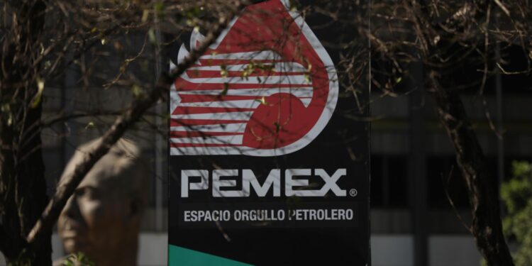 Soborno a Pemex no se concretó, precisa Sheinbaum