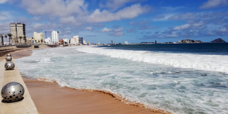 Tormentas sorpresivas y calor: así será el pronostico de hoy sábado en Sinaloa
