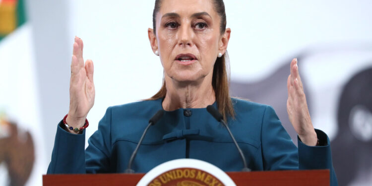 Sheinbaum destaca que DEA puso al mismo nivel al ‘Mayo’ Zambada y a García Luna