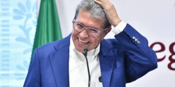 Ricardo Monreal está en buró de crédito: “Debo confesarlo con humildad”