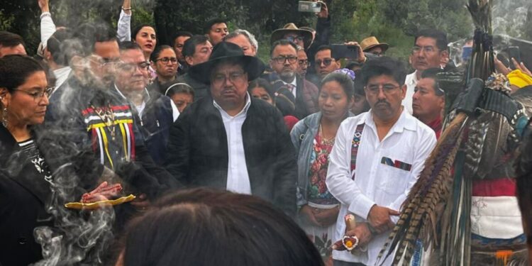 Comunidades indígenas consagran bastones de mando para nuevos ministros de la Corte