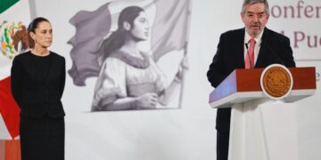 Canciller De la Fuente anuncia seis acciones para fortalecer atención y protección consular a mexicanos en EE.UU.