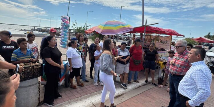 Gobernador Rocha compromete reforzar seguridad y apoyos para Altata