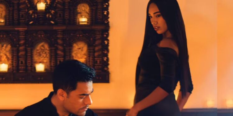Priscila Valverde, ex integrante de ‘LCDLF México’, sorprende como protagonista en el nuevo videoclip de Carlos Rivera