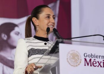 Claudia Sheinbaum anuncia aumento anual del 12% al salario mínimo durante su sexenio