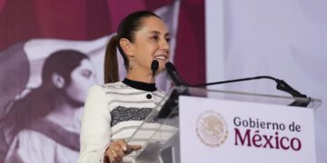 Claudia Sheinbaum anuncia aumento anual del 12% al salario mínimo durante su sexenio