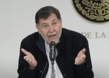 “Yo no tengo obligación de ser austero”: Estas fueron las polémicas respuestas de Fernández Noroña ante encaramiento de alumna