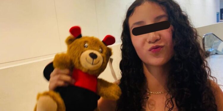 Niña de 14 años muere tras cirugía de aumento de busto; exigen justicia para Paloma Nicole