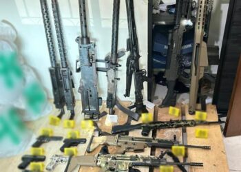 Aseguran arsenal y sustancias químicas en Culiacán, Sinaloa