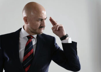 Despojan camioneta y hieren a John Milton en la carretera Culiacán-ElDorado