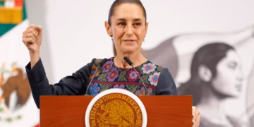 “Será la primera vez que una mujer va a dar el Grito de Independencia”; Sheinbaum revela que ensayó con todo y campana