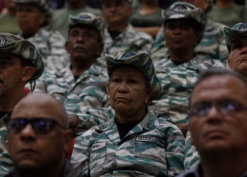 Maduro promete defender la soberanía de Venezuela a medida que aumentan las tensiones con EEUU