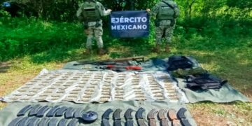 Ejército Mexicano asegura armamento, cargadores y cartuchos en Elota