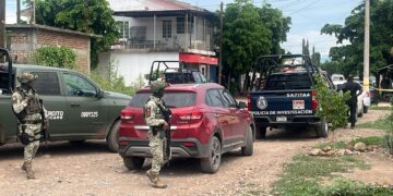Localizan cuerpo semienterrado en Piggy Back, en el campo El Diez, en Culiacán