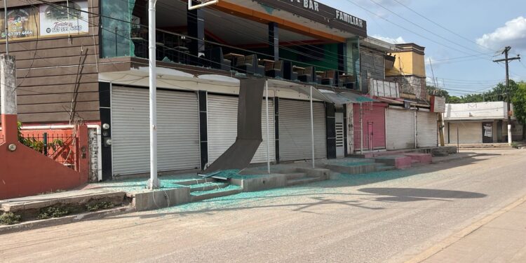 Un fallecido y tres heridos el saldo de enfrentamiento en Villa Juárez, Navolato