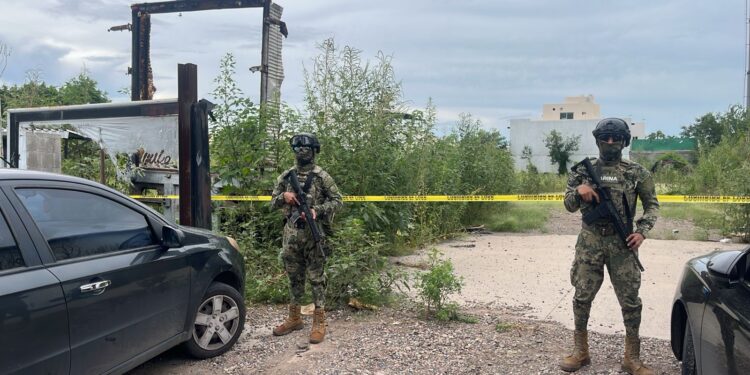 Localizan cuerpo en estado de descomposición frente a la SEPYC, en Culiacán