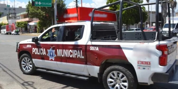 Venganza pasional en Los Mochis; sacan de motel a un hombre y lo dejan golpeado en una gasolinera
