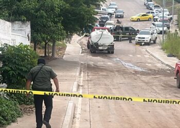 Hombre es ejecutado con armas de alto poder en la colonia Francisco Alarcón, en Culiacán