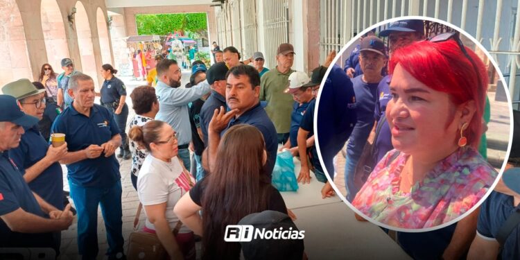 Bloqueo del Ayuntamiento afecta a ciudadanos; asesora jurídica de Guerreros Azules llama a evitar violencia