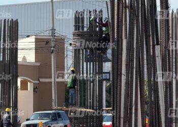 Puente en la México 15 muestra avances, “ayudará a bajar el tráfico”, señalan conductores