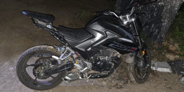 Recupera policía municipal motocicleta con reporte de robo en colonia Jaripillo