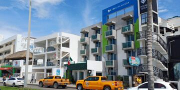 Fallece ahogado menor de cinco años en alberca de hotel de malecón de Mazatlán