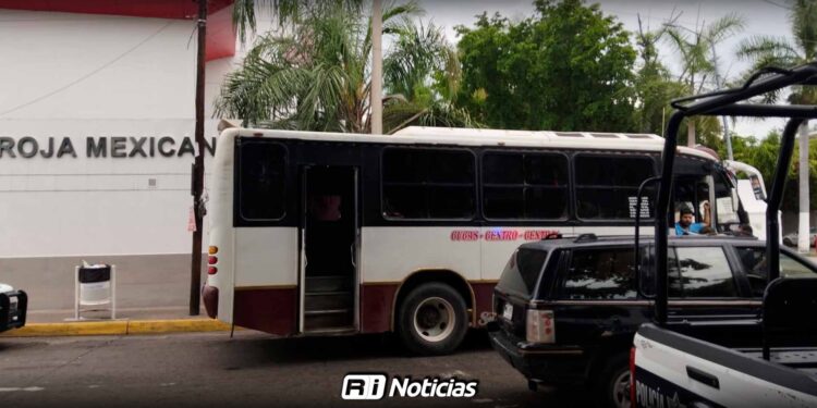 Balacera en Culiacán: balean a pasajero de camión urbano y otro resulta herido