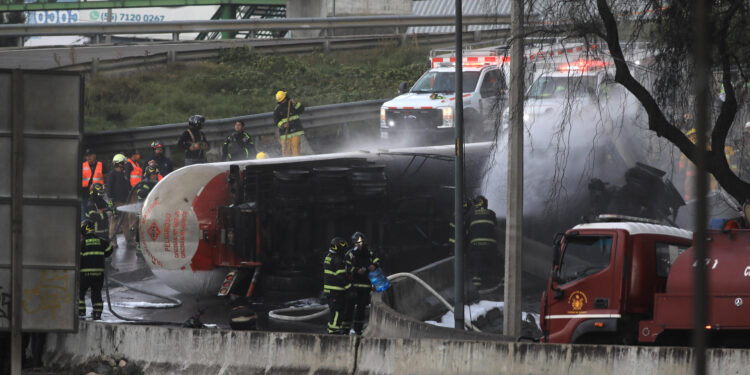 Salud CDMX admite error: Abuelita Alicia, quien protegió a su nieta durante explosión de pipa, sigue viva