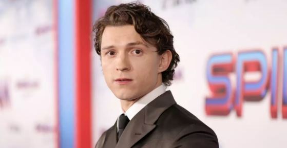 Tom Holland reaparece tras el accidente que sufrió durante el rodaje ‘Spider-Man: Brand New Day’