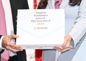 Sheinbaum defiende alza de impuestos a bebidas azucaradas y tabaco en Paquete Económico 2026