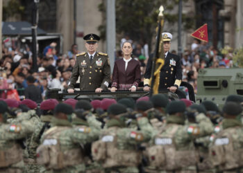 “Ninguna potencia extranjera decide por nosotros”: Sheinbaum celebra soberanía de México