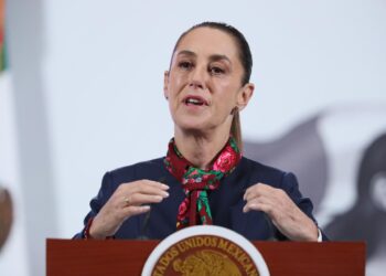 La presidenta Claudia Sheinbaum reaccionó a la moción en el Congreso de Perú para declarar persona non grata