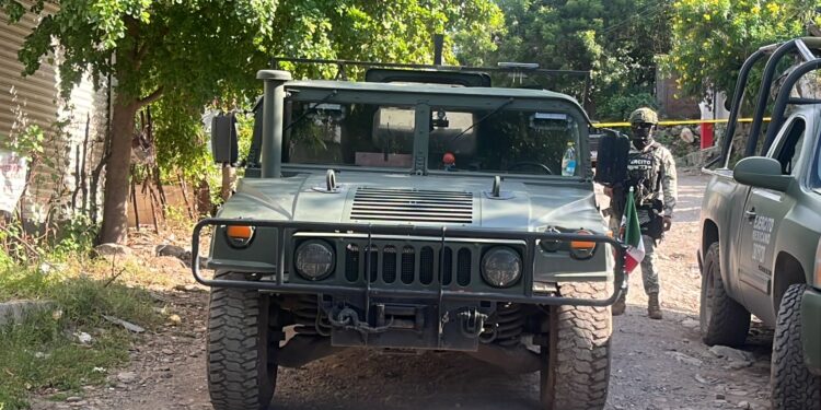 Pierde la vida hombre atacado a balazos en Villa Juárez, Navolato