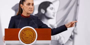 Sheinbaum: Hay empresarios de EU involucrados en investigaciones por huachicol fiscal; destaca reducción de este delito