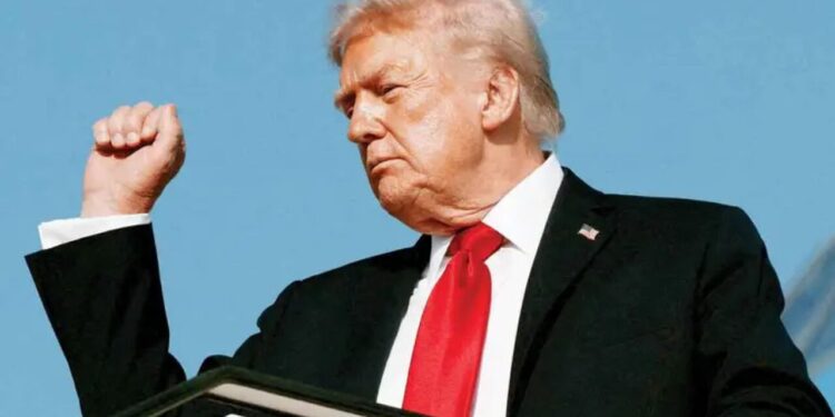 “Me encantaría un tercer mandato”, admite Trump