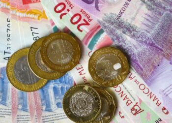 PAN propone que el aguinaldo quede libre de impuestos y aumente a 40 días