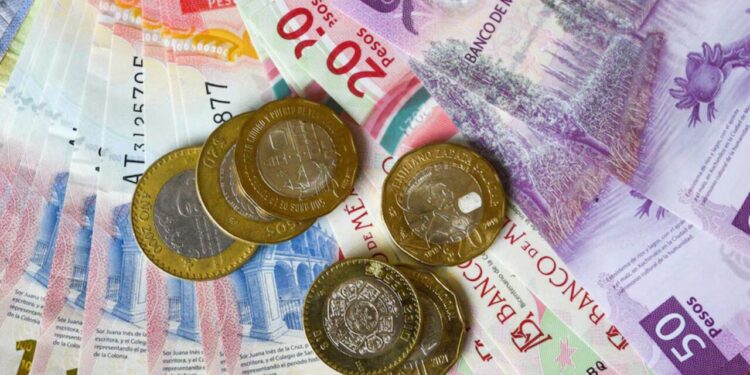 PAN propone que el aguinaldo quede libre de impuestos y aumente a 40 días