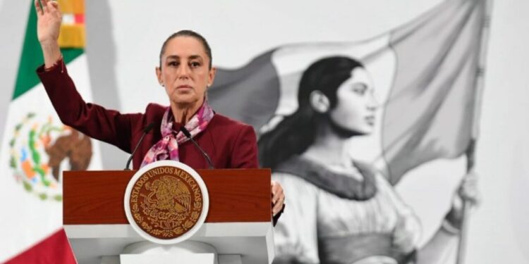 Gobierno de México llega a un acuerdo con industria refresquera