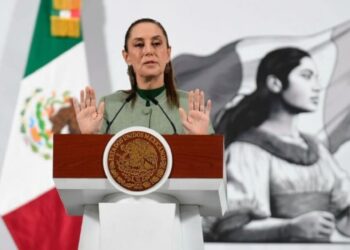 Claudia Sheinbaum presume ventas de su libro “Diario de una Transición Histórica”