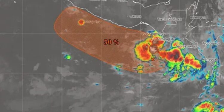 Sonia aún no es ciclón, pero provocará 48 horas de diluvio; Hay alerta en 3 estados