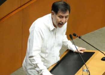 Fernández Noroña explica la razón de su licencia como senador, viajará a Palestina