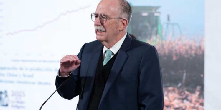 Gobierno de Sheinbaum probará nuevas plantas modulares para erradicar al gusano barrenador: “Nunca se han usado en el mundo”