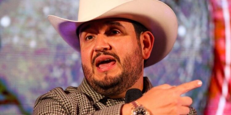Edén Muñoz podría pagar millonaria multa por cantar esta famosa canción que grabó con Calibre 50