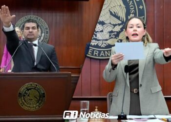 Rodolfo Valenzuela asume presidencia de la mesa directiva del Congreso del Estado