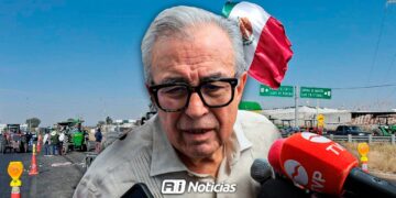 Rocha Moya llama a los agricultores a liberar las casetas y mantener la calma