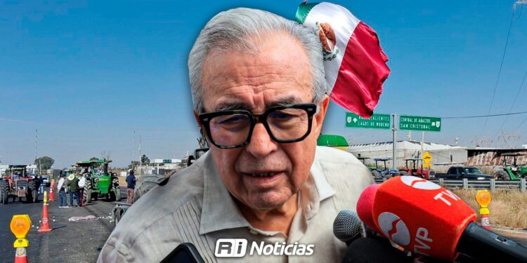 Rocha Moya llama a los agricultores a liberar las casetas y mantener la calma