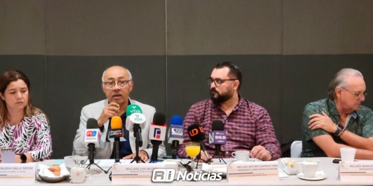 Intercamaral pide diálogo cercano y trabajo conjunto con el nuevo gabinete de Rocha Moya