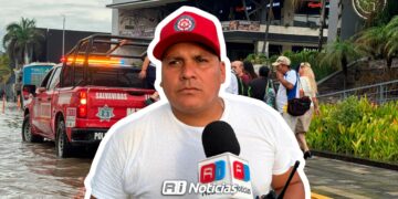 Salvamento Acuático rescató a 200 personas que quedaron varadas por lluvias; reporta oleaje alto