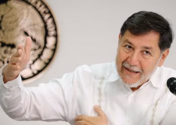 Dejó presidencia del Senado, pero viajará gratis a Palestina