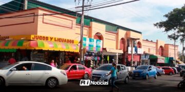 Buscan implementar servicio de valet parking en el Mercado Miguel Hidalgo para reducir congestionamiento vial